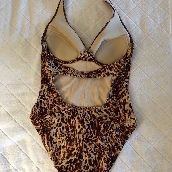 Victoria’s Secret one-piece swimsuit size 8C - Picture 5 of 8